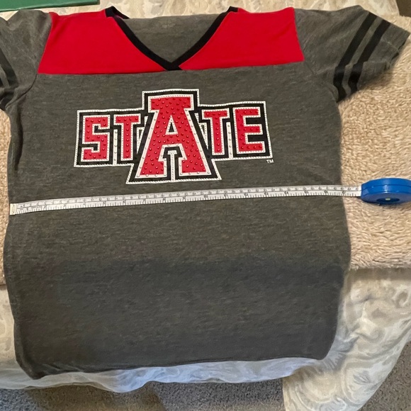 Arkansas State short-sleeved v-neck T-shirt with Bling by Colosseum Size L - Picture 5 of 5